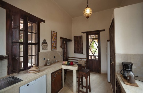 Ait Hamid Villa | 5 BEDROOM VILLA - NOT OVERLOOKED - SECURE SWIMMING POOL - NEAR MARRAKECH