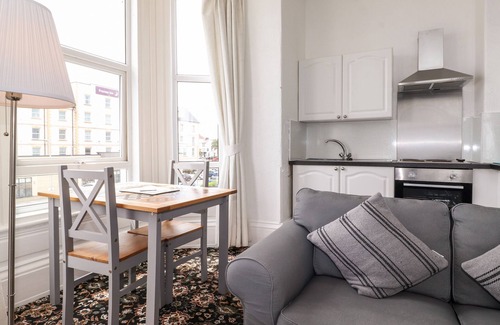 Bridlington Old Town Cottage | 5 BEACH VIEW @ BEACONSFIELD HOUSE in Bridlington