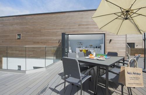 Challaborough House | 5 Beachdown
