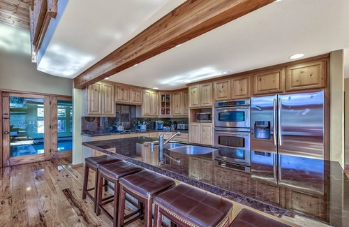 Pioneer Trail House | 5 Bed 5 BA, Heated Indoor Pool, Steam Shower, Hot Tub, Pool Table FoosBall Table