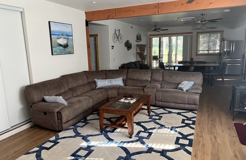 Pla-Vada Woodlands Cabin | 5 bed 5 bath cabin 5 min to the Slopes or Mountain Biking