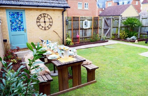 Stuppington House | 5 Bed House - Big Discount Long Stays!