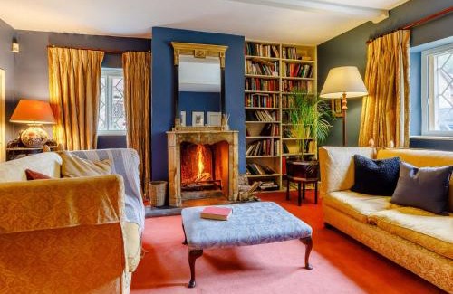 Pulham House | 5 Bed in Minterne Magna 87050