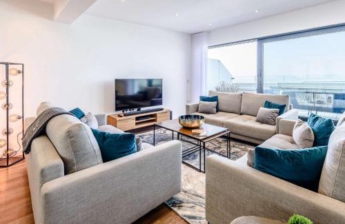 Westleigh House | 5 Bed in Westward Ho 80650