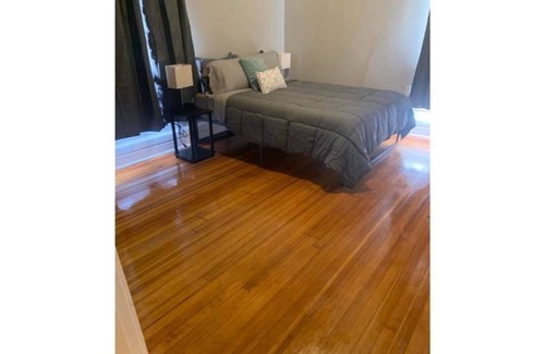 Charleston House | 5 bedroom 2.5 bath downtown Charleston