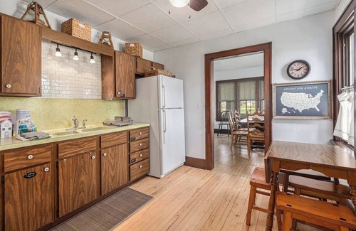 Pentwater Other | 5 Bedroom, 2 Bathroom Renovated Craftsman Farmhouse! Sleeps 10