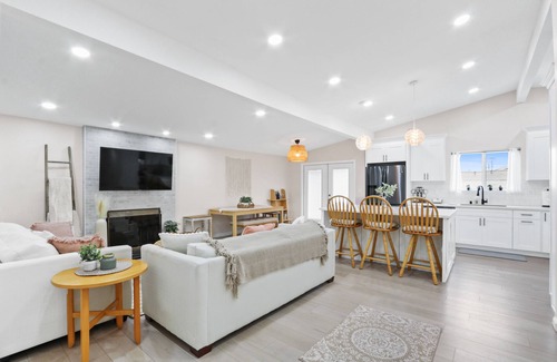 Torrance House | 5 Bedroom 3 Bath Beach City In Torrance ca