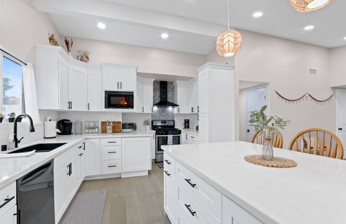Torrance House | 5 Bedroom 3 Bath Beach City In Torrance ca