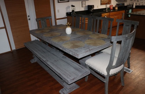 Shreveport Cabin | 5-Bedroom, 3-Bath Family Cabin