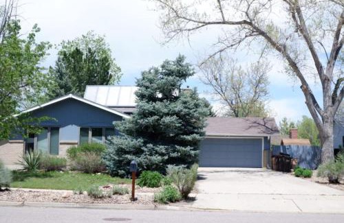 Keewayden House | 5 bedroom, 3 bath - Sleeps 12, Great for Families