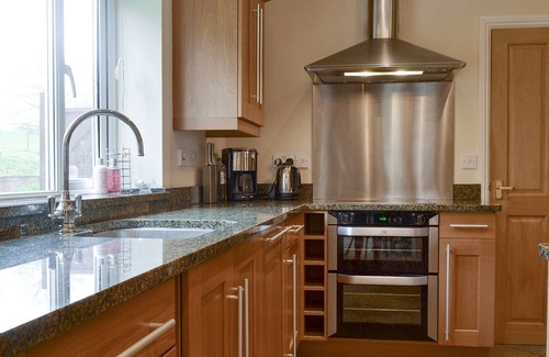 Coalbrookdale Cottage | 5 bedroom accommodation in Sheinton, near Much Wenlock