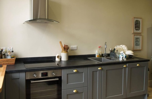 Menai Bridge Cottage | 5 bedroom accommodation in Menai Bridge, near Bangor