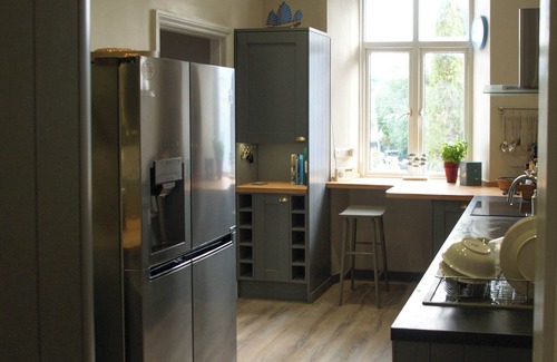 Menai Bridge Cottage | 5 bedroom accommodation in Menai Bridge, near Bangor