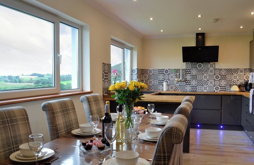 Llansadwrn Cottage | 5 bedroom accommodation in Llansadwrn
