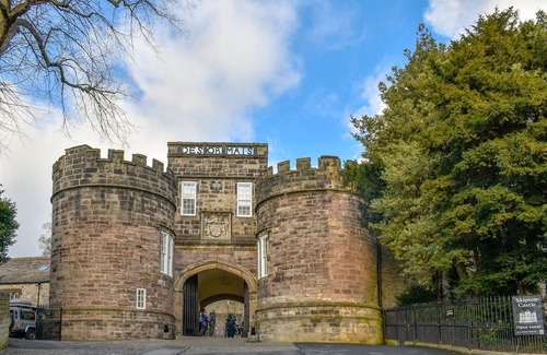 Skipton Cottage | 5 bedroom accommodation in Winterburn