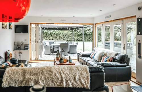 Aberaeron Cottage | 5 bedroom accommodation in Aberaeron