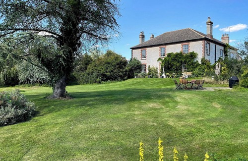 Thetford Cottage | 5 bedroom accommodation in Mundford