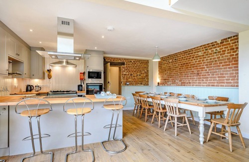 Irstead Cottage | 5 bedroom accommodation in Westwick