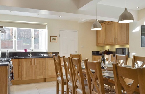 Bakewell Cottage | 5 bedroom accommodation in Bakewell