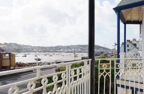 Instow Cottage | 5 bedroom accommodation in Instow, near Bideford