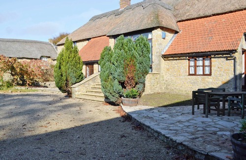 Bridport Cottage | 5 bedroom accommodation in Uploders, Bridport