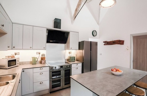 Huntley Cottage | 5 bedroom accommodation in Huntley