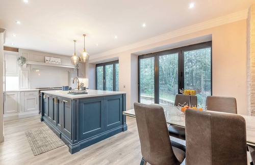 Cromford Cottage | 5 bedroom accommodation in Cromford, near Matlock Bath