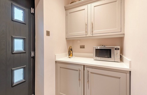Cromford Cottage | 5 bedroom accommodation in Cromford, near Matlock Bath