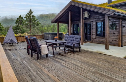 Stryn House | 5 bedroom accommodation in Stryn