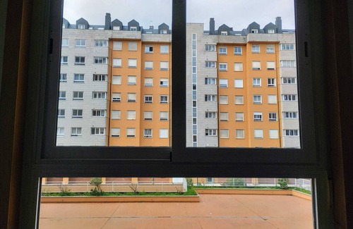 San Lazaro y Otero Condo | 5-bedroom apartment in Oviedo (with green views and good communications)