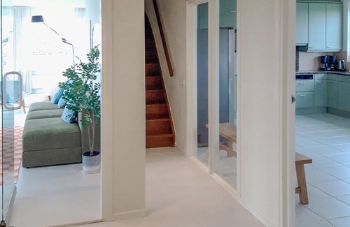 Lemmer House | 5 bedroom awesome home in Lemmer