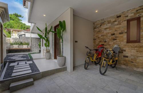 Sei Pinang Villa | 5 bedroom Beachside villa premium brand new