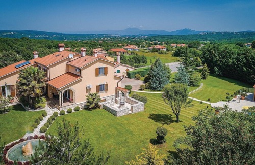 Rogocana House | 5 bedroom beautiful home in Labin