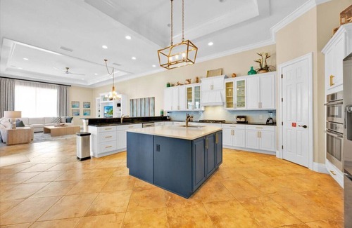 Reunion House | 5 Bedroom Beverly Hills 5300 sq ft in Reunion, Huge Pool, Reunion Amenities!