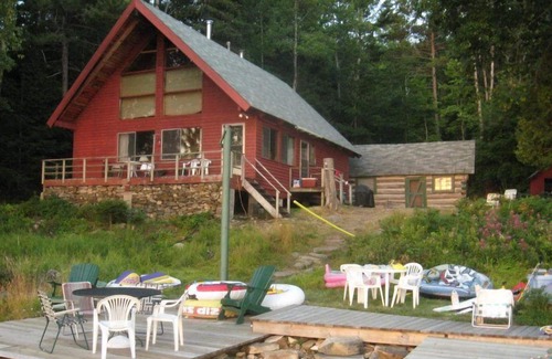 Aylen Lake Ski Chalet | 5 Bedroom Chalet on Aylen Lake