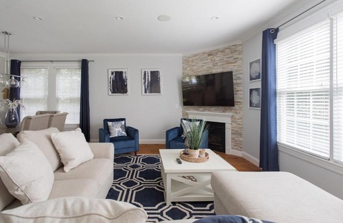 Quogue House | 5 bedroom, close to beach, HUGE backyard, kids friendly family home IDEAL for short or long term rental