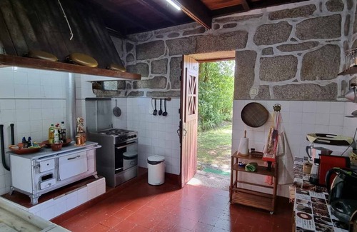 Canicada Cottage | 5 Bedroom Cottage in Soengas, Vieira do Minho