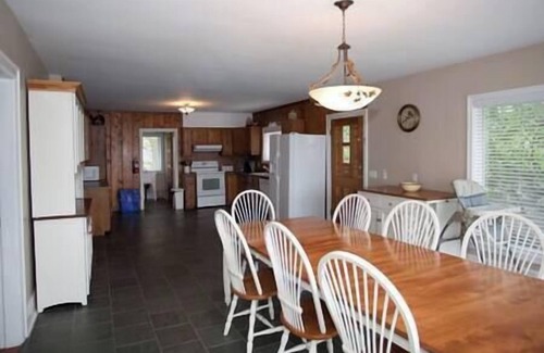 Honey Harbour House | 5 Bedroom Cottage on Georgian Bay - The Grisé