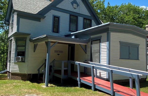Poland Cottage | 5 Bedroom Cottage at the 500 acre Poland Spring Resort with lots of onsite activities!