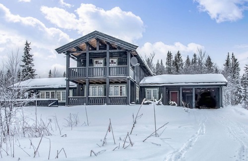 Engerdal House | 5 bedroom gorgeous home in Engerdal