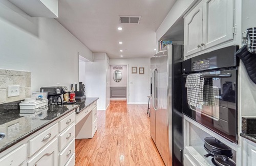 Brandon House | 5 Bedroom + Heated Pool & Game Room