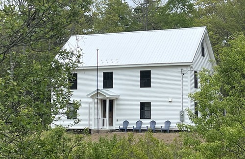 Phippsburg House | 5 Bedroom Historic Grange Hall