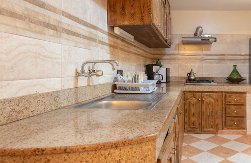 Hay Chemaaou Villa | 5 Bedroom Holiday Villa Yasmine, Perfect for Family Holidays, Near Beaches