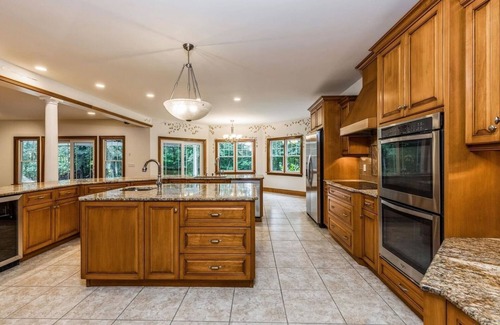 Mattituck House | 5 Bedroom Huge & Private North Fork Oasis