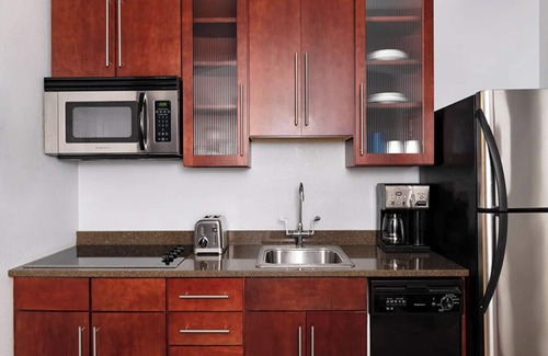 Lake Delton Condo | 5 Bedroom Lockoff Unit, Sleeps 18, in Wisconsin Dells at Sundara Cottage Resort!