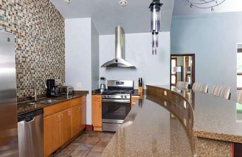 Lake Delton Condo | 5 Bedroom Lockoff Unit, Sleeps 18, in Wisconsin Dells at Sundara Cottage Resort!