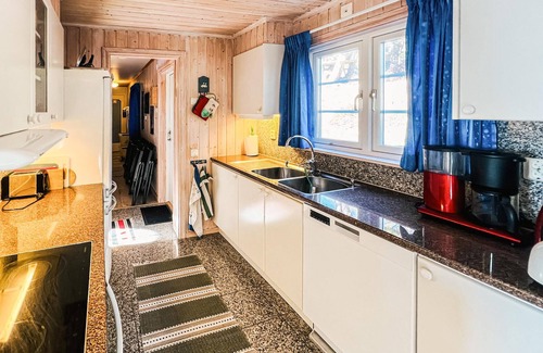 Tanum House | 5 bedroom lovely home in Tanumshede