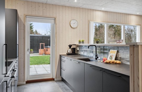 Sundstrup House | 5 bedroom lovely home in Højslev