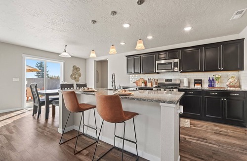 Nampa House | 5 bedroom Nampa 83651, Corporate, Family