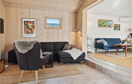 Haslevgarde House | 5 Bedroom Nice Home In Hadsund